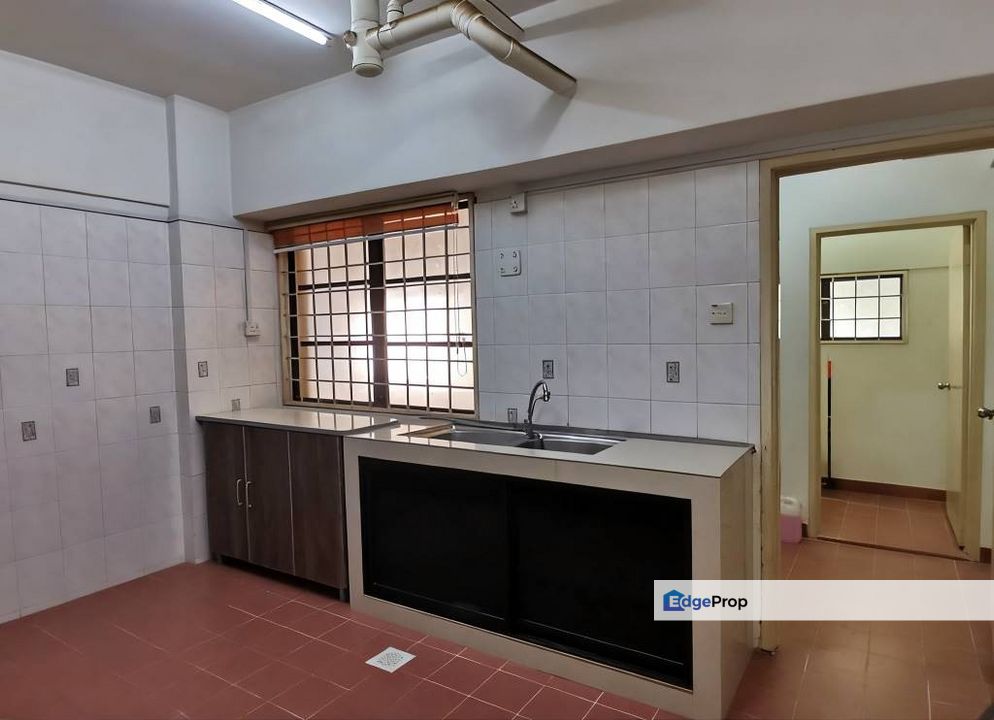 Tropika Paradise Condo USJ 17 Subang Jaya walkable 2 LRT Station USJ21, Selangor, USJ