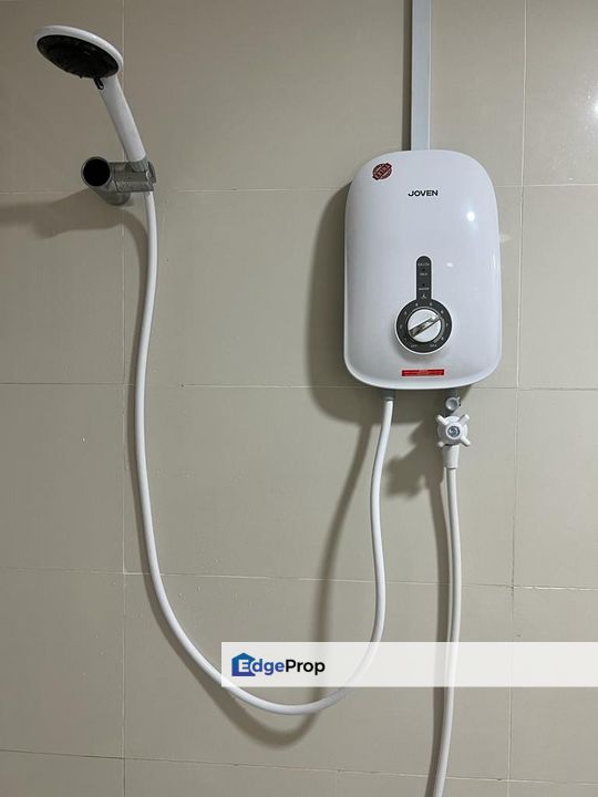 Oasis Serviced Suite Ara Damansara  with Balcony Near Lotus Extra LRT, Selangor, Ara Damansara