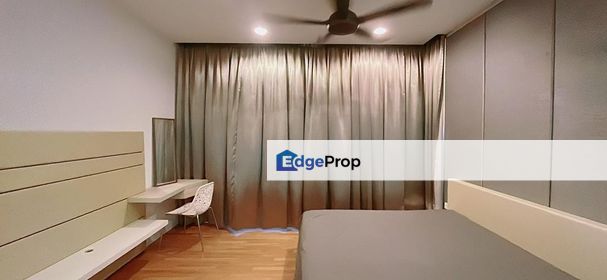 Eve Suite Studio Pool View with 2 Door Fridge and 2 Ceiling Fans, Selangor, Ara Damansara