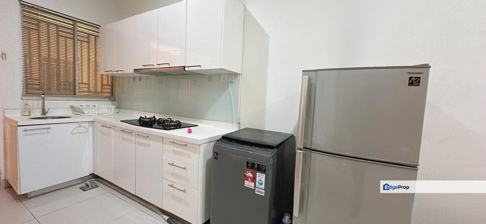 Oasis Square Serviced Suites Ara Damansara Nr Medalla Symphony PJU 1A, Selangor, Ara Damansara