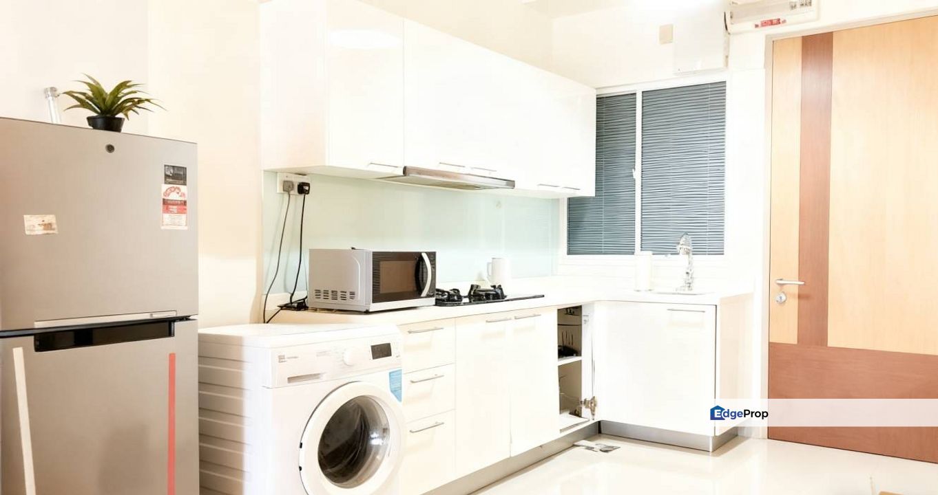 Oasis Serviced Suites Ara Damansara Studio near Citta Lotus Mall, Selangor, Ara Damansara