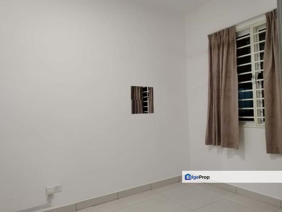 Zenith Residences facing Paradigm Mall Kelana Square nr LRT3 SS7 Jaya, Selangor, Kelana Jaya