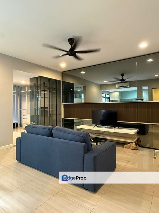 Renovated Ara Damansara Eve Suite Studio with Ceiling Fans Pool View, Selangor, Ara Damansara