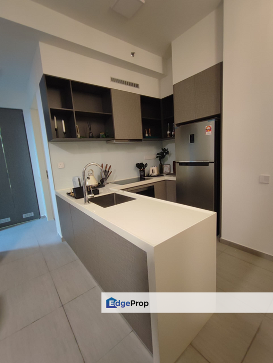 Arcuz Condo Kelana Jaya PJ Pool View Near Paradigm Lembah Subang LRT, Selangor, Petaling Jaya