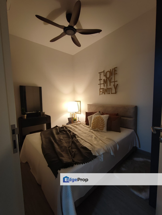 Arcuz Condo Kelana Jaya PJ Pool View Near Paradigm Lembah Subang LRT, Selangor, Petaling Jaya