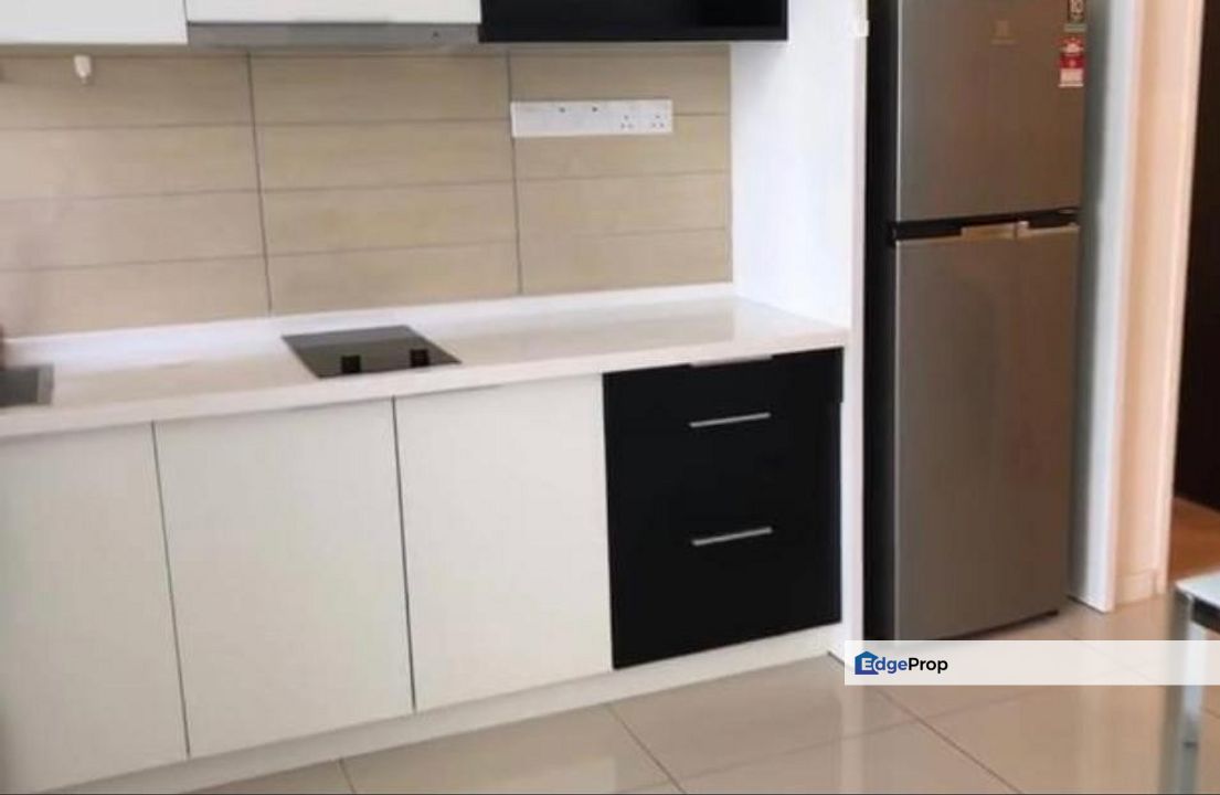 Block B D'Latour Condo Bandar Sunway near Taylor Lake Side University, Selangor, Bandar Sunway