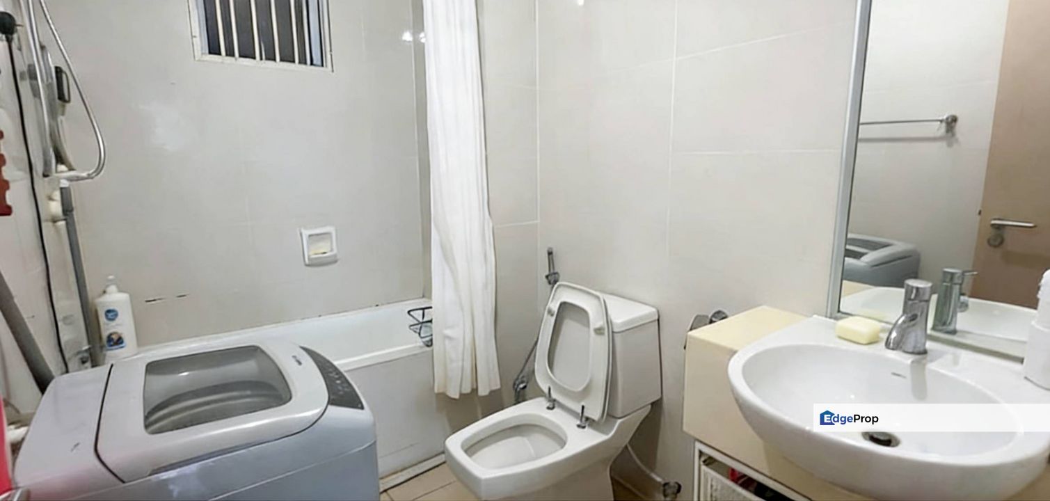 Oasis Square Serviced Suites Ara Damansara Nr Medalla Symphony PJU 1A, Selangor, Ara Damansara