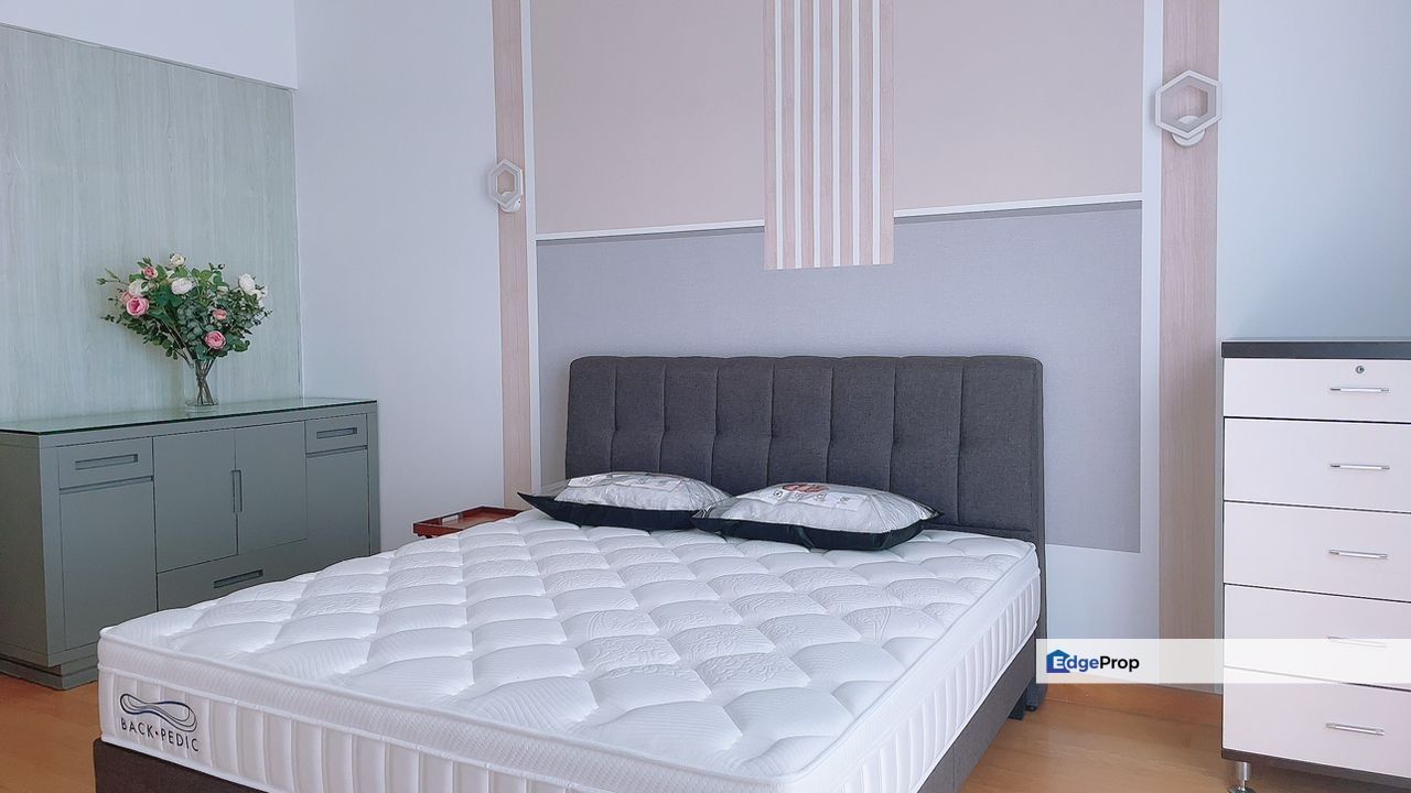 Oasis Serviced Suite 2R2B FREEHOLD Ara Damansara nr Citta Mall Subang, Selangor, Ara Damansara