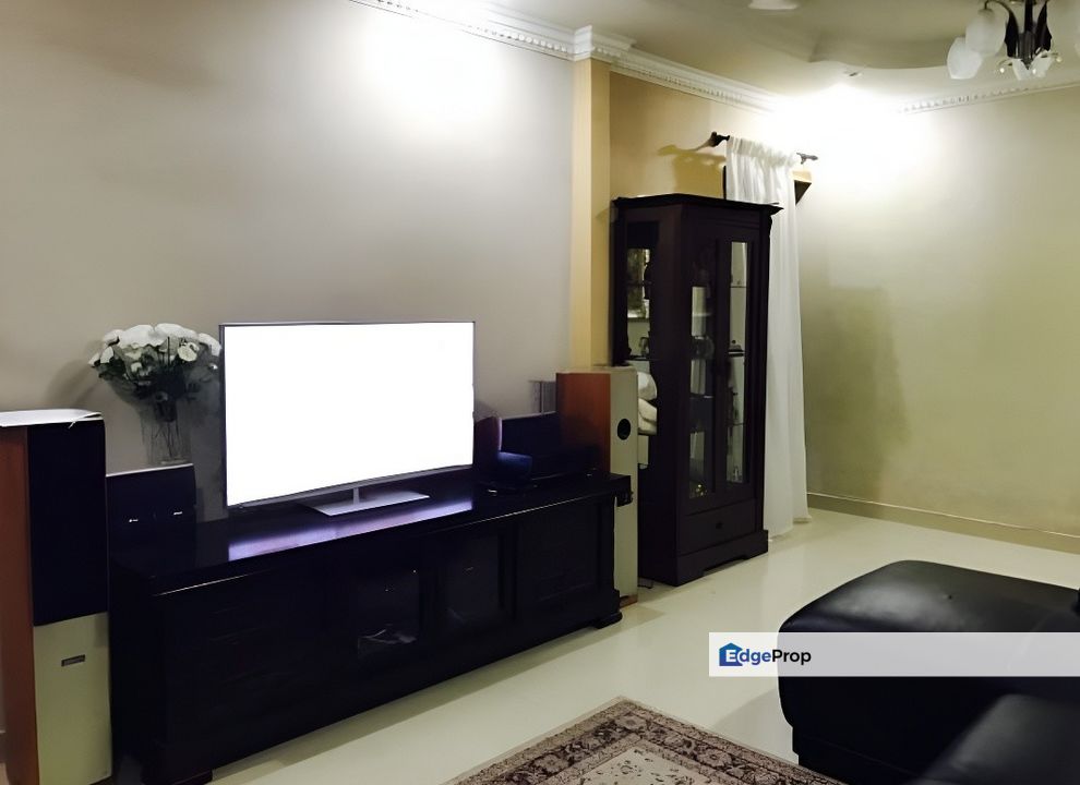 Landed Single Storey Terrace House SS12 Subang Jaya near Inti college, Selangor, Subang Jaya