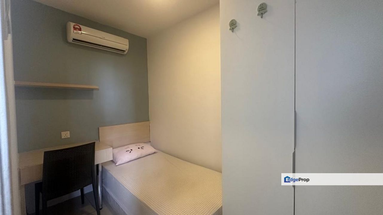 Sunway D'Latour 3 Rooms near Taylors Lakeside University PJS 7 Type B, Selangor, Bandar Sunway