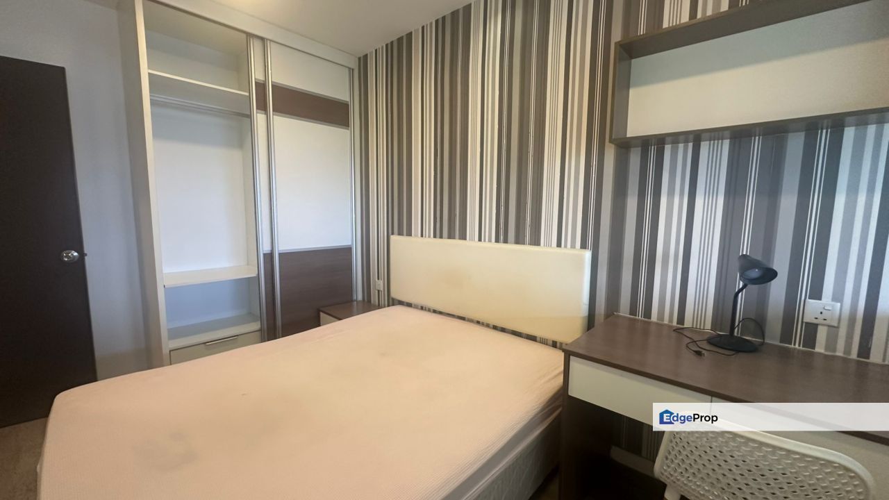 Sunway D'Latour 3 Rooms near Taylors Lakeside University PJS 7 Type B, Selangor, Bandar Sunway