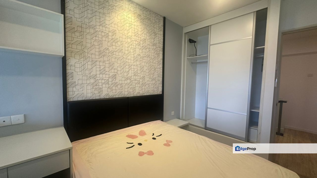 Sunway D'Latour 3 Rooms near Taylors Lakeside University PJS 7 Type B, Selangor, Bandar Sunway