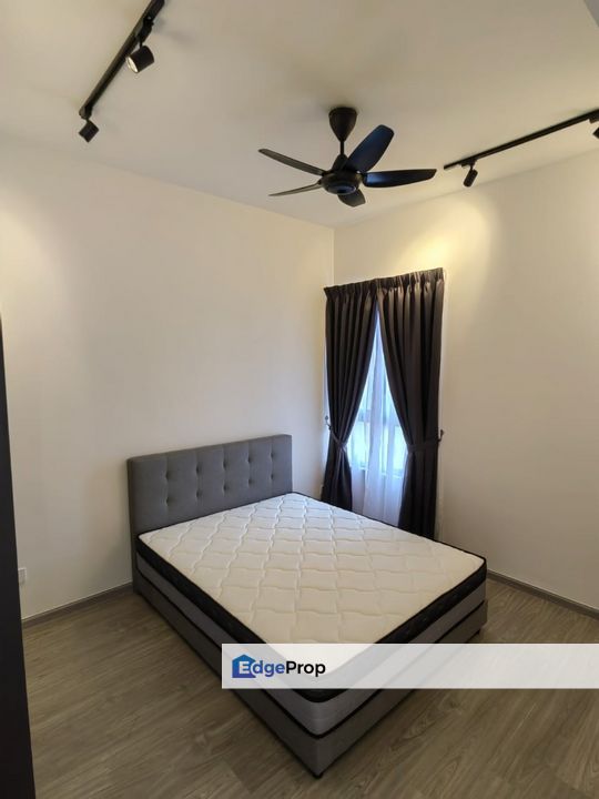 The Arcuz with Wifi near Kelana Jaya Square LRT Paradigm Ara Damansara, Selangor, Petaling Jaya