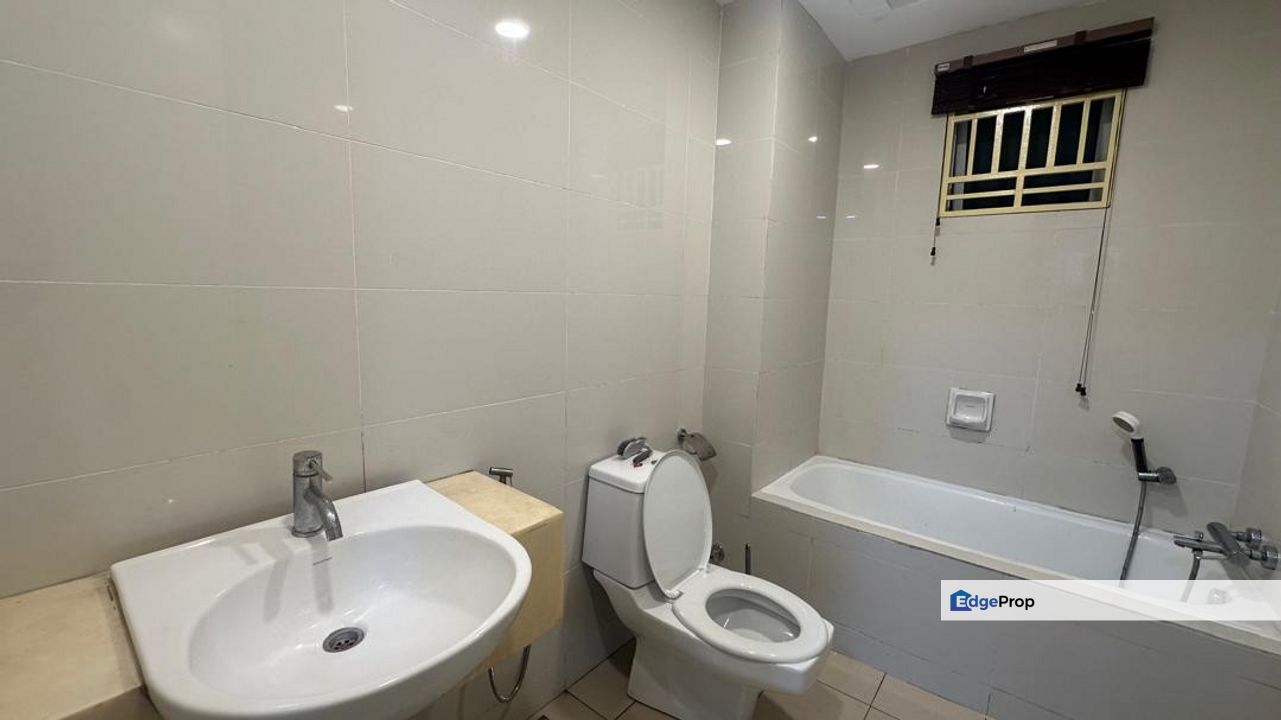Freehold Below Market Studio Oasis Village Ara Damansara Sime Darby, Selangor, Ara Damansara