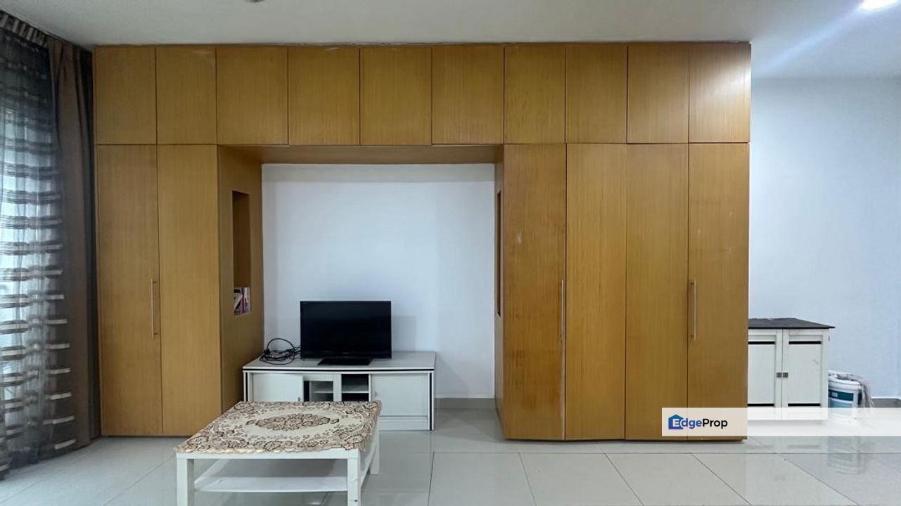 Freehold Below Market Studio Oasis Village Ara Damansara Sime Darby, Selangor, Ara Damansara