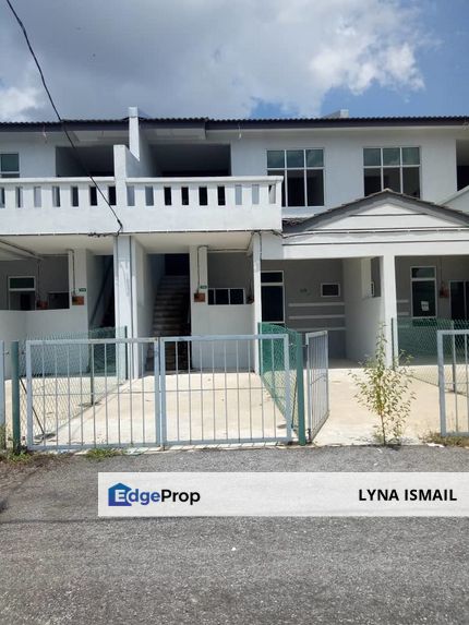 Upper Level Townhouse Taman Bersatu, Bidor, Perak, Bidor