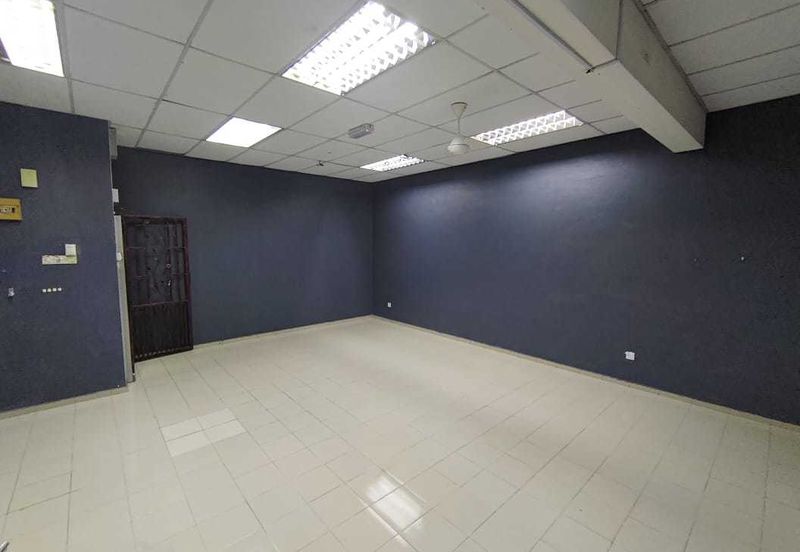Renovated First Floor Office Unit Prima Saujana Kajang