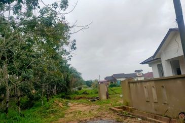 Tanah Lot Banglo Untuk Dijual di Kg Bechah Keranji, Peringat