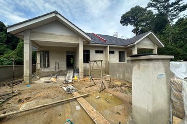 Single Storey Semi Detached near KIAS Nilampuri Kota Bharu