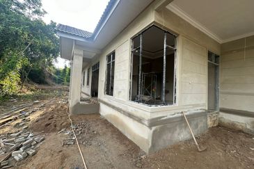 Single Storey Semi Detached near KIAS Nilampuri Kota Bharu