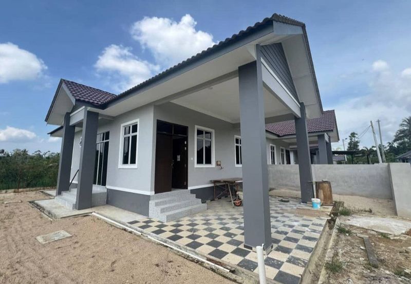 Bunut Sarang Burung, Wakaf Bharu