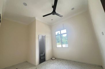 Bunut Sarang Burung, Wakaf Bharu