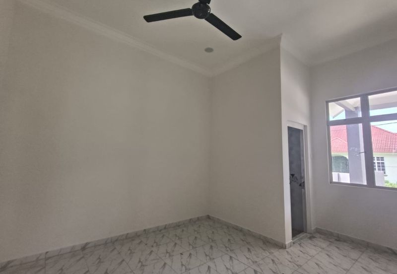 Bunut Sarang Burung, Wakaf Bharu