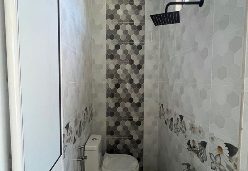 Bunut Sarang Burung, Wakaf Bharu