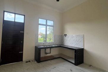 Bunut Sarang Burung, Wakaf Bharu