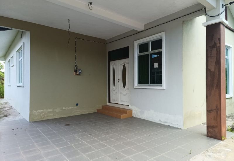 Rumah Banglo 4 Bilik Taman Vista, Jelawat, Bachok