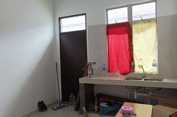 Rumah Banglo 4 Bilik Taman Vista, Jelawat, Bachok