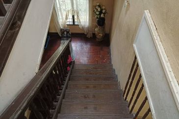 Banglo 2 Tingkat Berdekatan Bandar Pasir Puteh