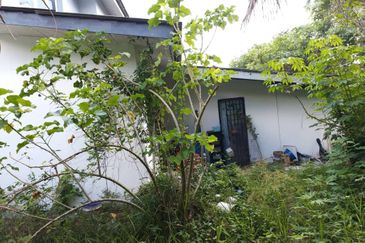 Banglo 2 Tingkat Berdekatan Bandar Pasir Puteh