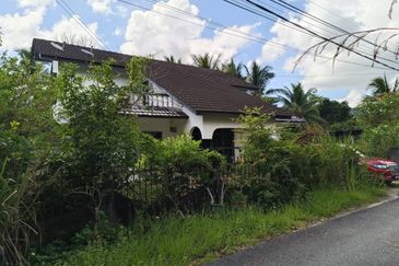 Banglo 2 Tingkat Berdekatan Bandar Pasir Puteh