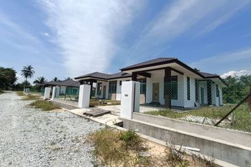 Semi D Setingkat di Ketereh, Kota Bharu