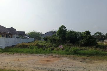 Lot Banglo Taman Peringat Putra, Kg Bechah Keranji, Peringat