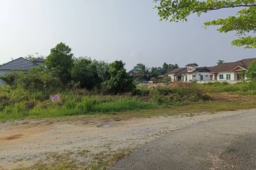 Lot Banglo Taman Peringat Putra, Kg Bechah Keranji, Peringat