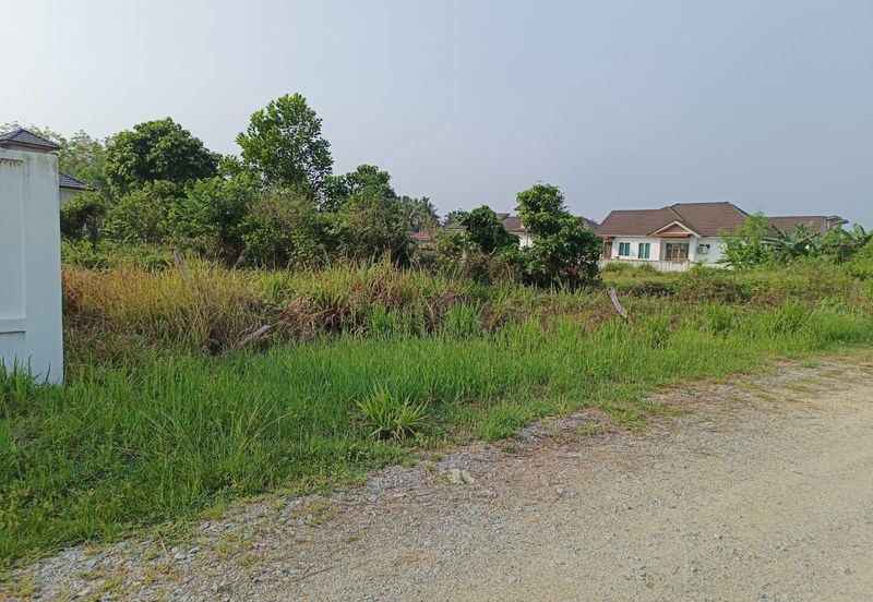 Lot Banglo Taman Peringat Putra, Kg Bechah Keranji, Peringat