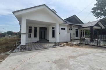 New Semi Detached Near Pekan Melor Kota Bharu