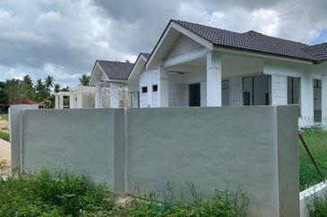 8 Unit Semi D Sering, Kota Bharu