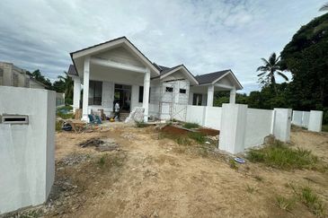8 Unit Semi D Sering, Kota Bharu