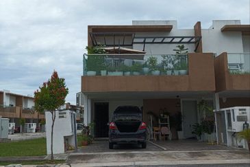 Casa Bluebell @ Cybersouth