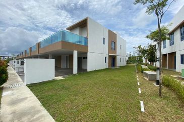 Casa Bluebell @ Cybersouth