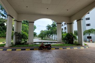 Sri Alam Condominium