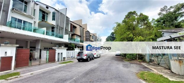 Lovely house for sale at Taman Dolomite Templer, Rawang, Selangor, Rawang