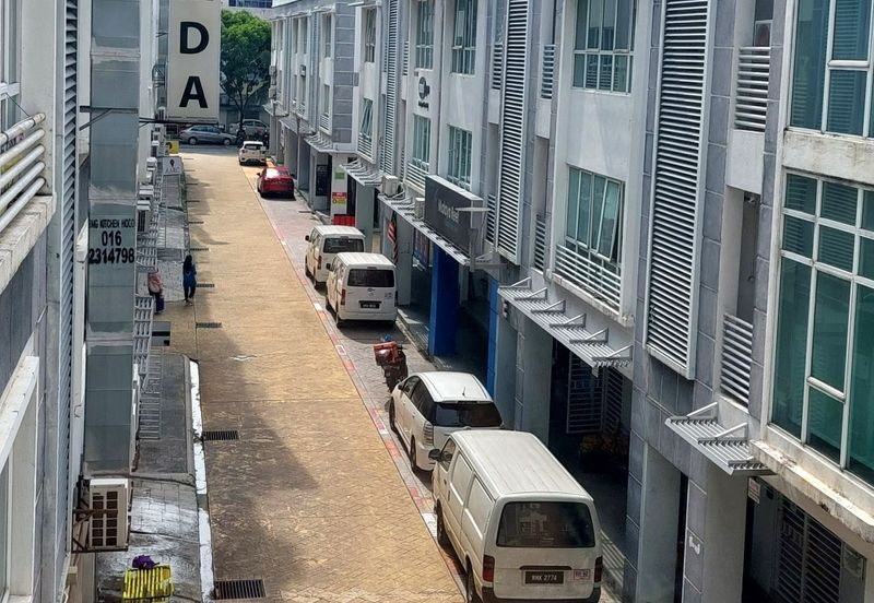 Parklane Commercial Hub