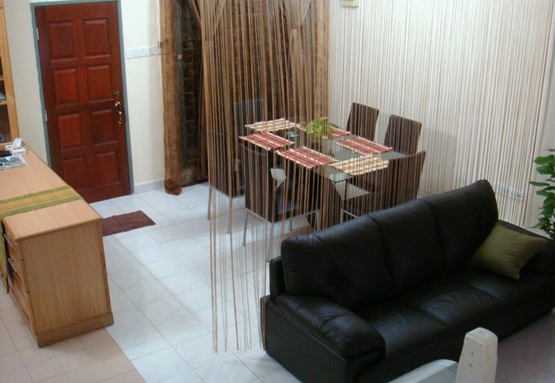 Jalan Anggerik Aranda 31/28