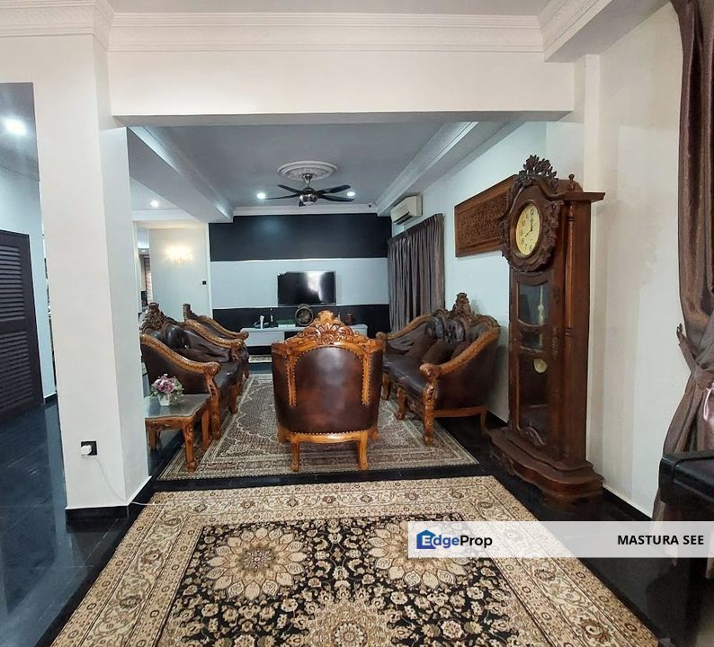 Super deal fully furnished Bungalow for sale at Kota Seriemas, Negeri Sembilan, Nilai