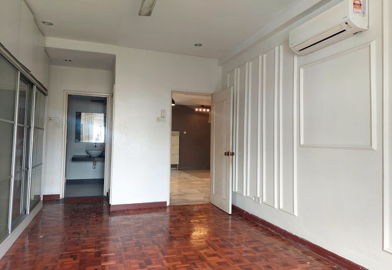 Sri Alam Condominium