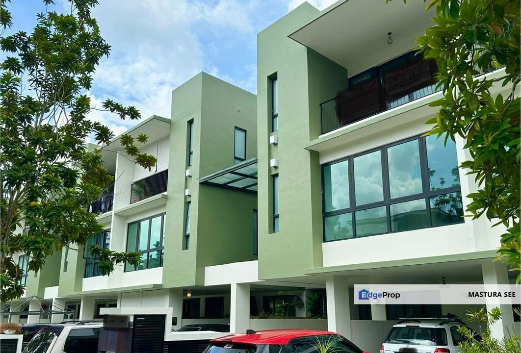 Town Villa for sale at Cahaya SPK, Shah Alam, Selangor, Shah Alam